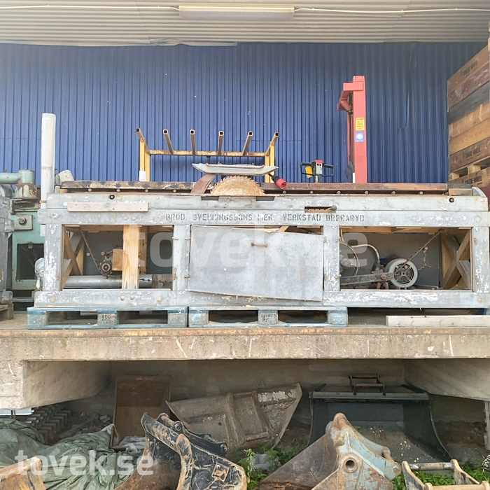 Slider image 0